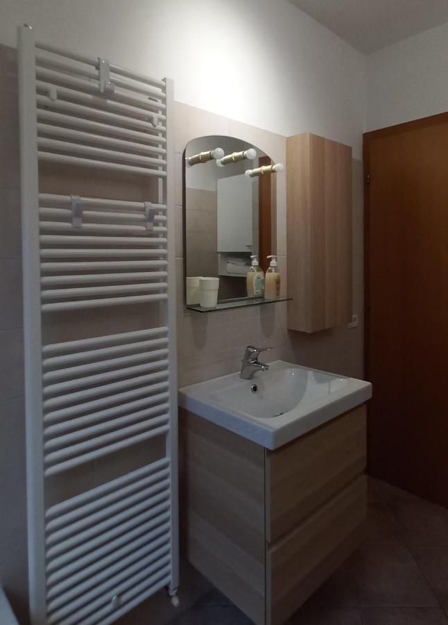 Piccolo E Confortevole Tra Trento E Riva Del Garda Villa Lagarina Esterno foto